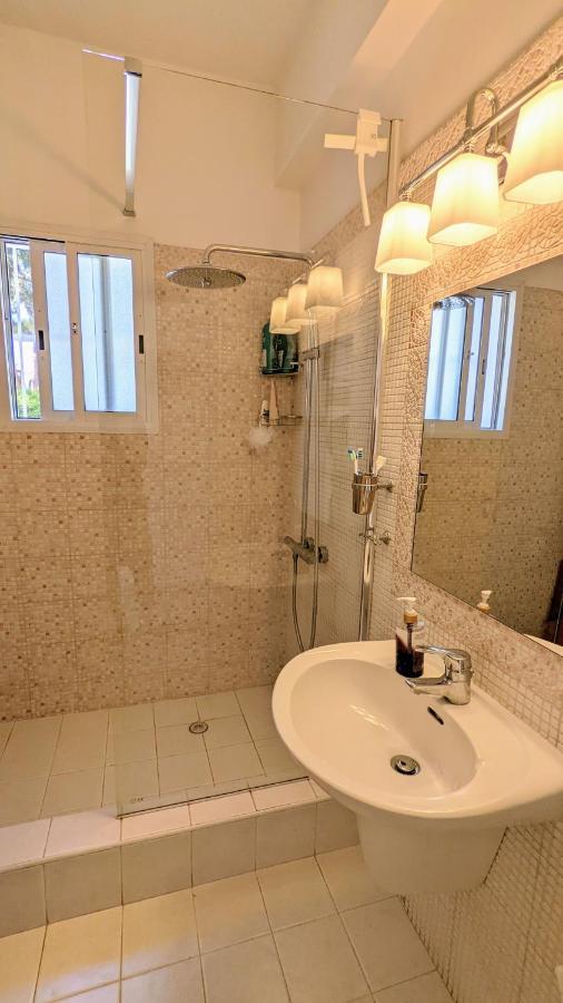 Stylish Garden Apartment At Paphos Harbour Εξωτερικό φωτογραφία